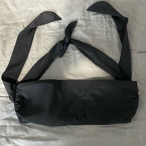 HOLLISTER ASYMMETRICAL BIKINI TOP